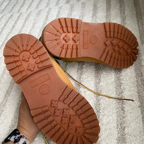 Timberlands - Picture 6 of 6